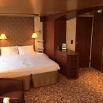 Knm Ms Switzerland Ii - Frankfurt Hotell 3*